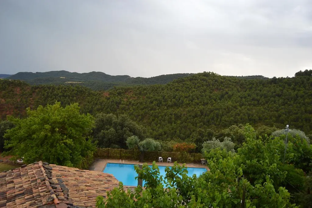 Masia Massanes Hostal Tiurana