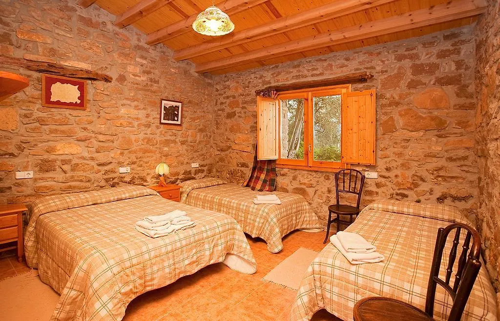 Casa rural Masia Massanes Hostal Tiurana
