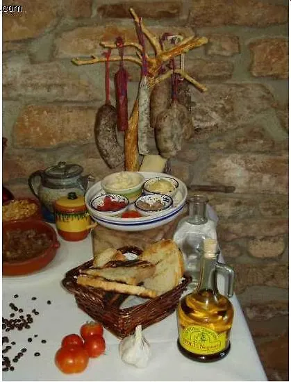 Casa rural Masia Massanes Hostal Tiurana